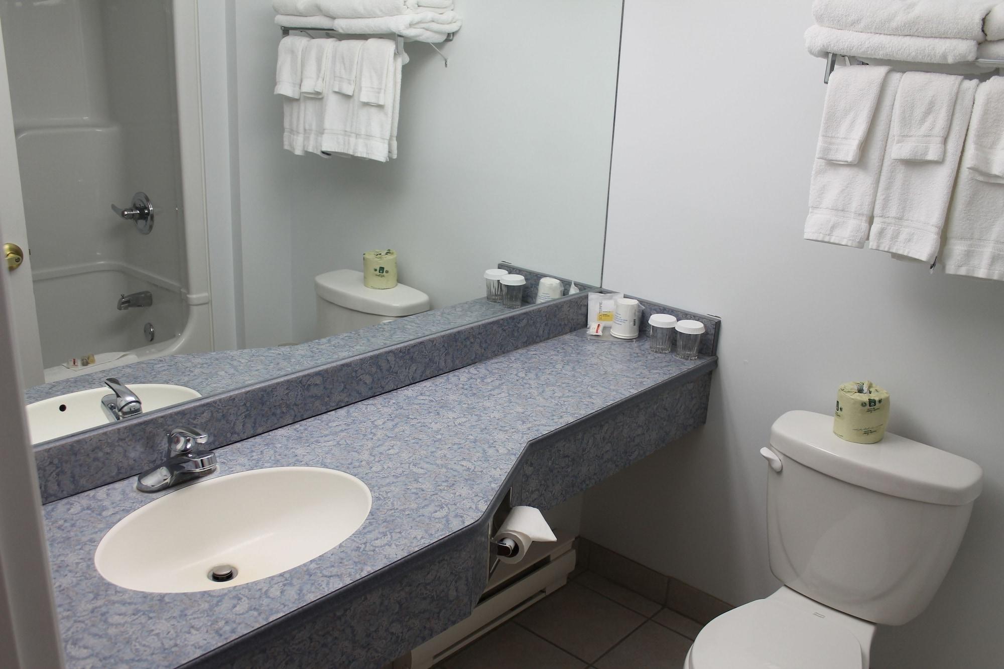 Days Inn By Wyndham Edmundston Luaran gambar