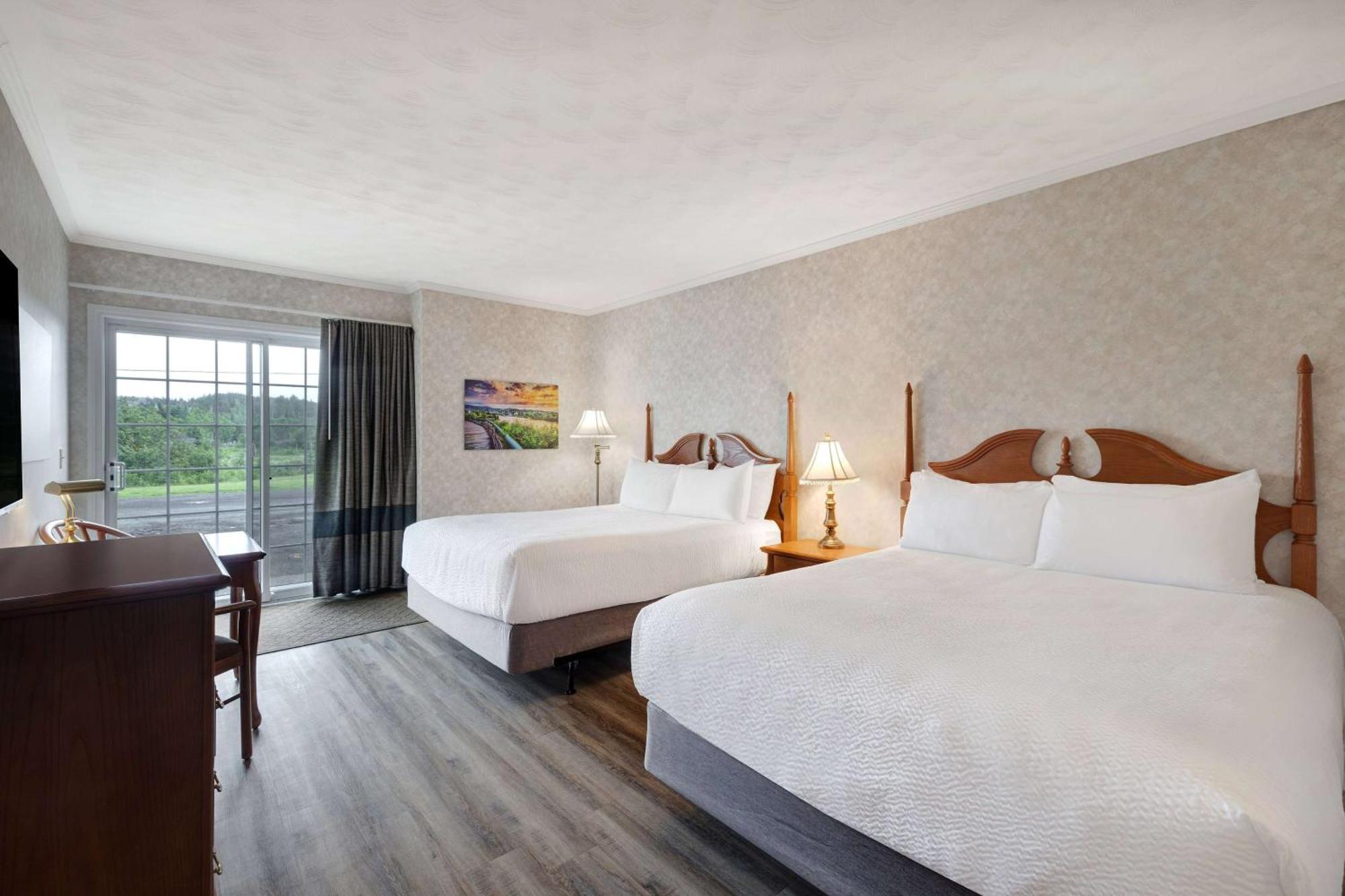 Days Inn By Wyndham Edmundston Luaran gambar
